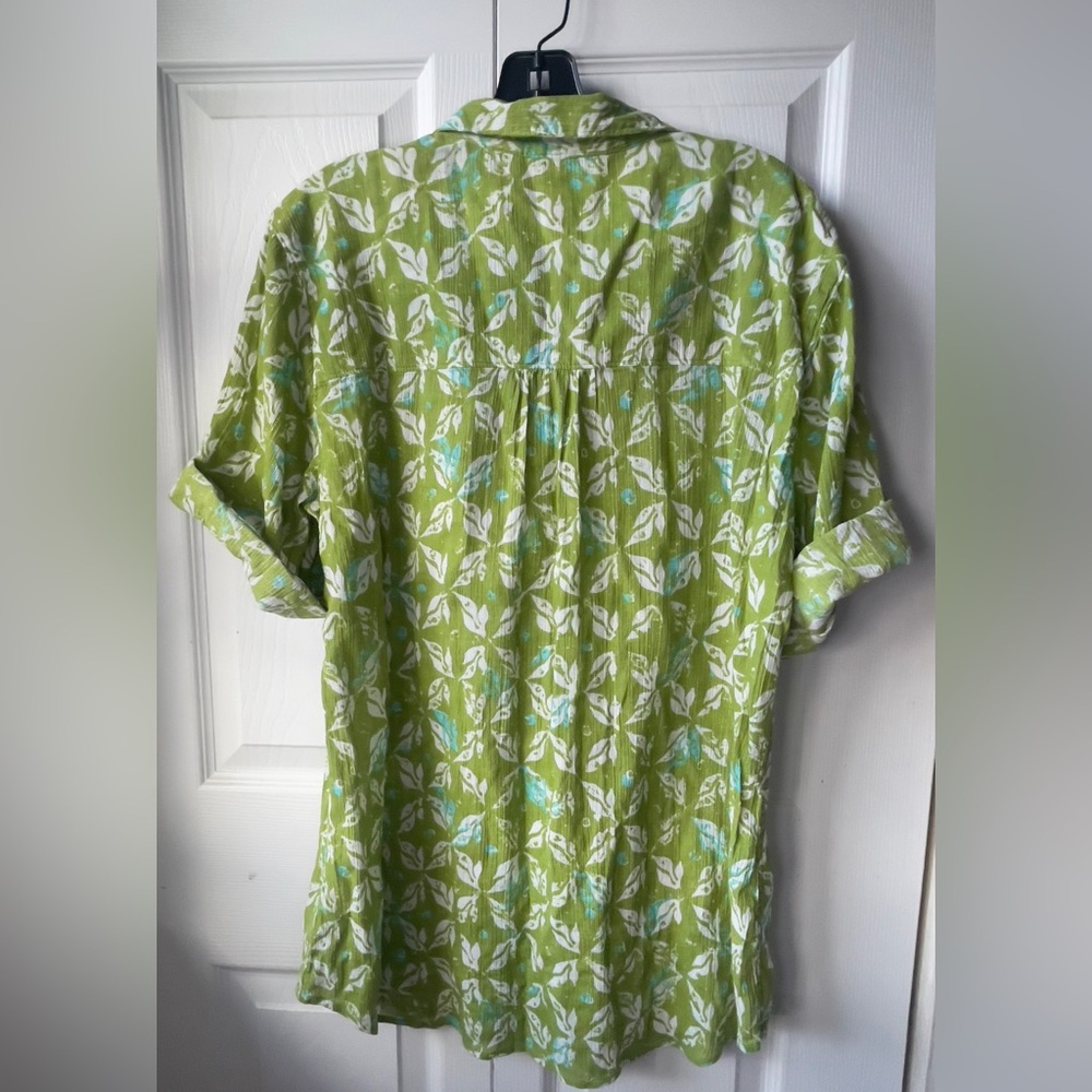 Eddie Bauer Olive and White Floral Button Down Shirt - Picture 2 of 7